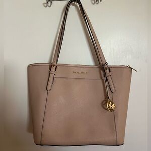 Micheal Kors Rose Pink Purse